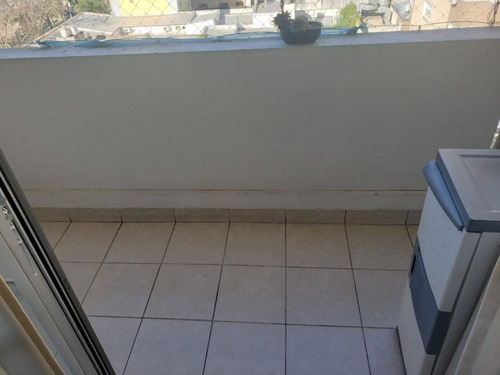 Imagen 3 de 4 de *** Apto Credito *** Departamento 2 Ambientes C/ Cochera