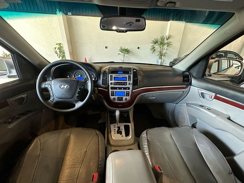 Hyundai Santa Fe GLS 2.7 V6 4x4 (7 lug)