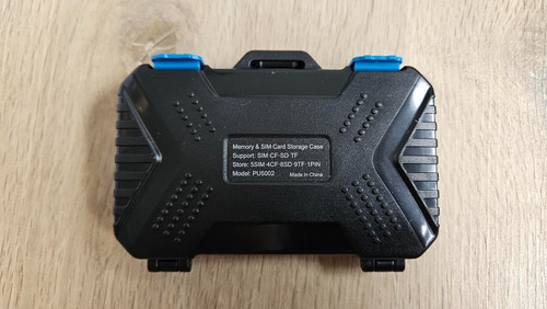 Estuche Porta Multi Memorias Puluz Sd Tf Cf Sim Impermeable Negro