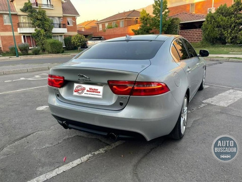 Imagen 2 de 7 de Jaguar Xe 2017