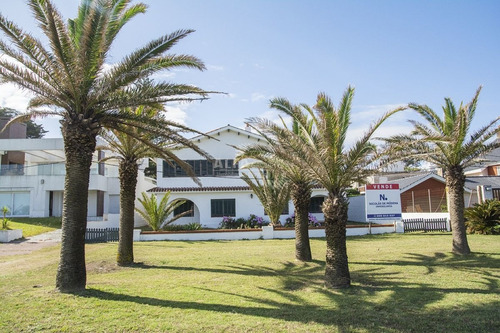 Imagen 2 de 23 de Brava, Casa Frente Al Mar - Punta Del Este San Rafael