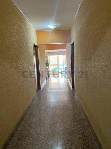 Venta Departamento 2 Ambientes Con Cochera En Lanus Oeste