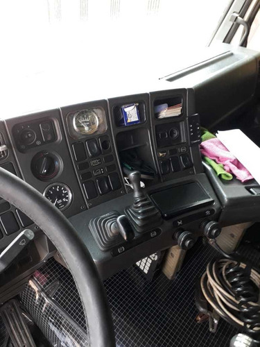 Scania 113 H Frontal