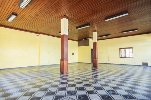 Locales Comerciales Venta En Esquina Zona Centro Carmelo