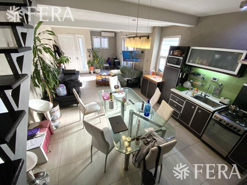 Imagen 16 de 23 de Venta De Galpón, 3 Departamentos, Local Y Espacio Guardacoches En Quilmes Oeste
