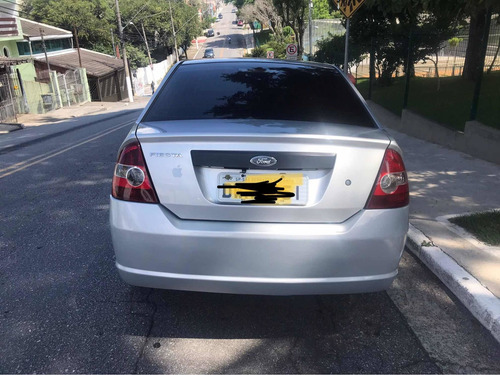 Ford Fiesta Sedan 2008 1.0 Flex 4p