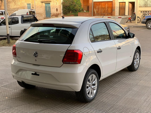 Volkswagen Gol Trend 2021 1.6 Trendline 101cv