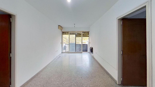 Imagen 9 de 24 de Departamento De Dos Dormitorios · 71 M² · Al Frente