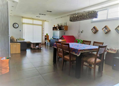 Ph Venta 2 Dormitorios 1 Baño Terraza Balcón 165.34 Mts 2 Totales 85.35 Mts 2 Cubiertos - Berisso