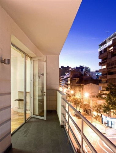 Departamento En Venta De 3 Dorm. En Santiago