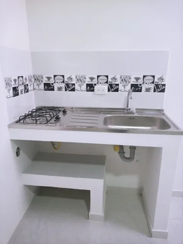 Apartaestudio Nuevo. Servicios Incluidos. Estrato 6