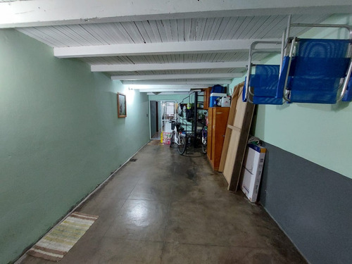Hermosa Casa De 3 Habitaciones En Pleno Centro De La Ciudad