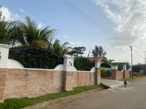 Se Vende Hermosa Parcela En Safari Ranch