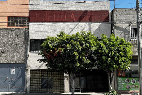 Casa En Venta, Ecatepec, Estado De México, Con Uso De Suelo