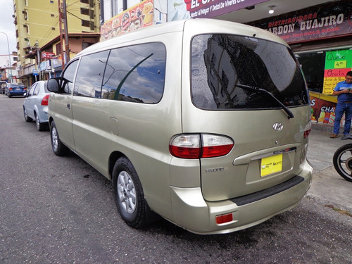 Imagen 4 de 11 de Hyundai H1 Van 2007 Sincrónico