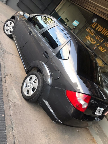 Ford Fiesta Max 1.6-gnc-