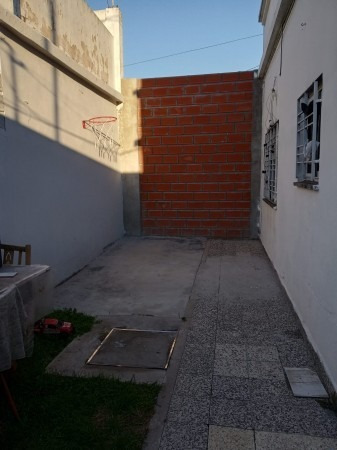 Imagen 8 de 30 de Wilde Oeste - Venta En Block Lote De 420 M2 Con 5 Departamentos. Ideal Renta.