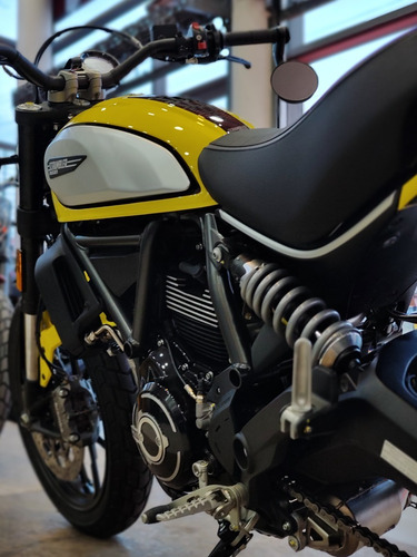 Imagen 13 de 25 de Scrambler Icon 0km Personalizada Con Accesorios Ducati! M