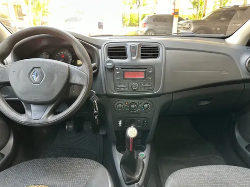 Renault Logan 1.6 Authentique