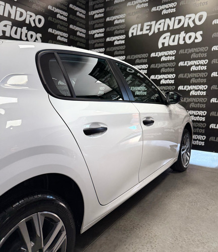 Peugeot 208 1.2 New Like