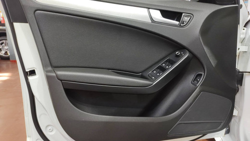 Imagen 13 de 15 de Audi A4 2.0 T L/10 2011