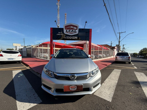 Honda Civic 1.8 Lxs Flex Aut. 4p