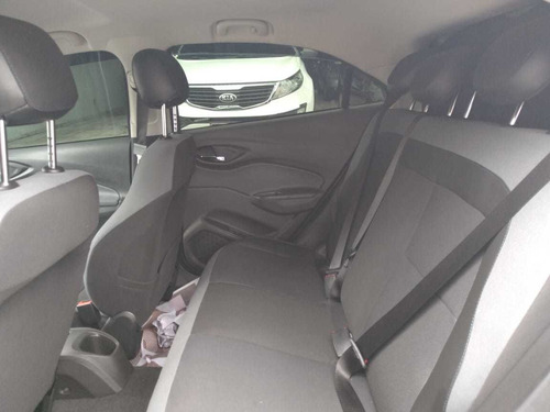 Chevrolet Onix 1.4 Activ 2019 Baixo Km