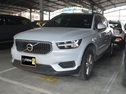 Volvo XC40 2.0 D4 Awd Momentum