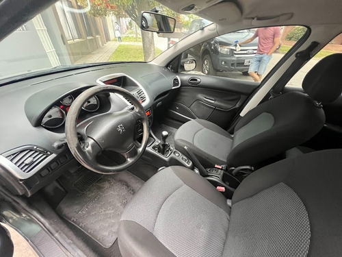 Imagen 2 de 25 de Peugeot 207 1.4 Hdi Allure 2012 / 5 Puertas / 1º Dueño