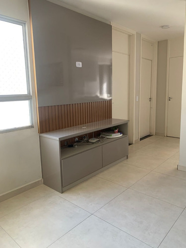Apartamento Para Venda - Terceiro Andar (não Tem Elevador)