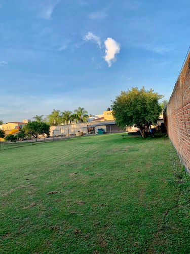 Imagen 4 de 11 de Se Vende Terreno A 5 Minutos De Plaza Punto Sur