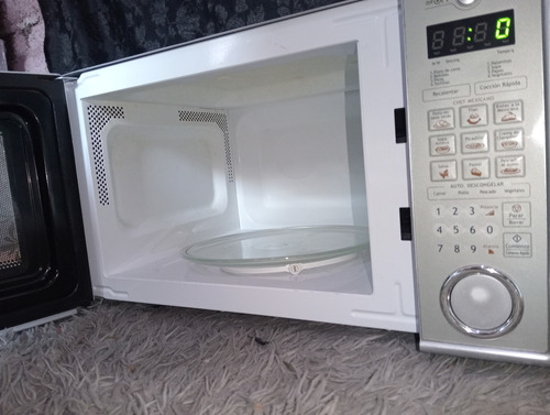 Horno De Microondas Usado Marca Daewoo Mediano (a5) (Reacondicionado)