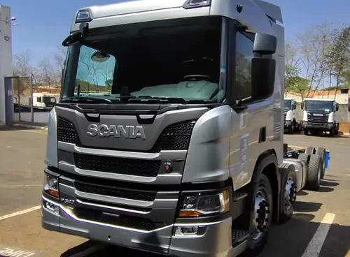 Consórcio do caminhão Scania P 320 8x2 Bitruck