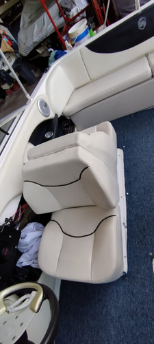 Lancha Open Bermuda Twenty C/ Mercury 150 Hp 4t