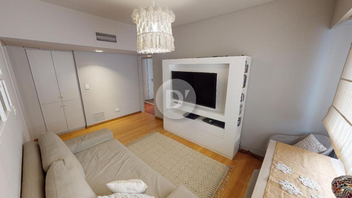 Departamento En Venta, 4 Ambientes, Con Cochera Y Baulera. Vicente López, Sobre Avenida Libertador.