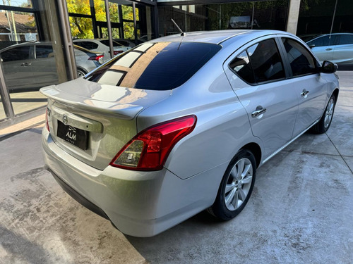 Nissan Versa 1.6 Advance At