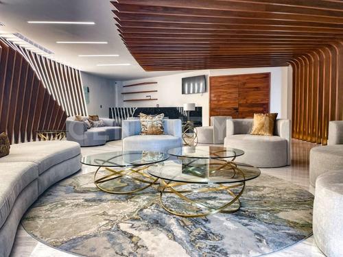 Venta Departamento Y Penthouse En Shark Tower - Puerto Cancun