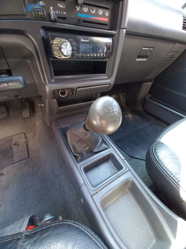 Toyota Hilux Hilux CD SRV 4x2 3.0 8V 90cv Diesel