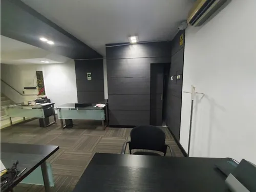 Espectacular Local En Venta Suramericana