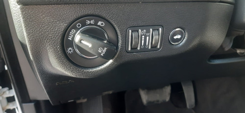 Imagen 9 de 15 de Chrysler 300 C 2017