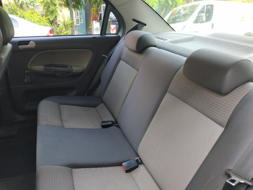 Volkswagen Voyage Confortline Plus