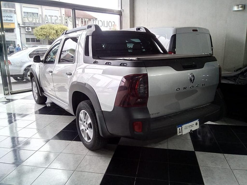 Imagen 6 de 12 de Renault Duster Oroch Outsider 1.6