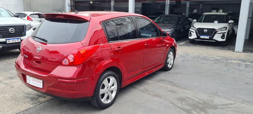 Imagen 4 de 10 de Nissan Tiida 1.8