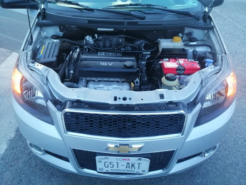 Imagen 6 de 9 de Chevrolet Aveo 2017 1.6 Lt Mt