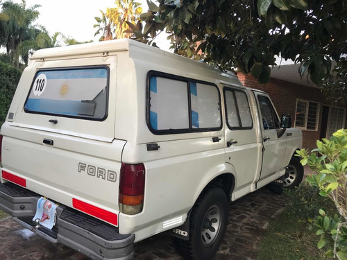 Imagen 12 de 14 de Ford F-100 Doble Cabina Carroza
