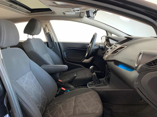 Ford Fiesta Kinetic Design 1.6 Titanium 120cv 2013