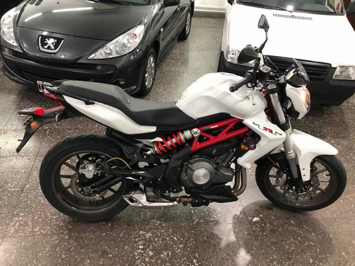 Benelli Tnt 300