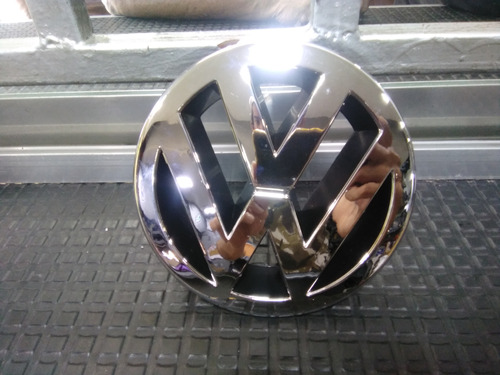 Emblema Delantero Volkswagen Bora Hp 