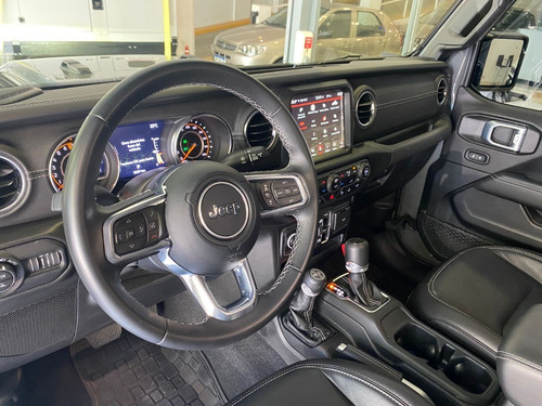 Imagen 9 de 25 de Jeep Gladiator