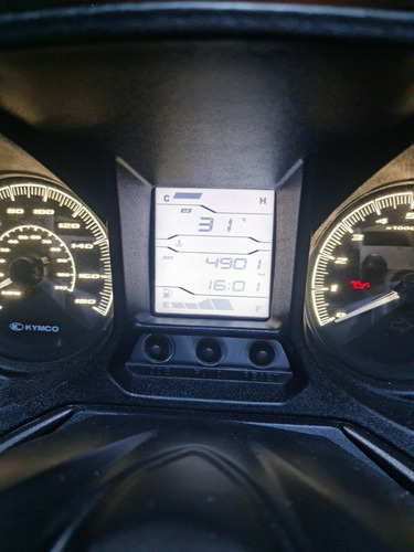 Kymco Xtoun 250i